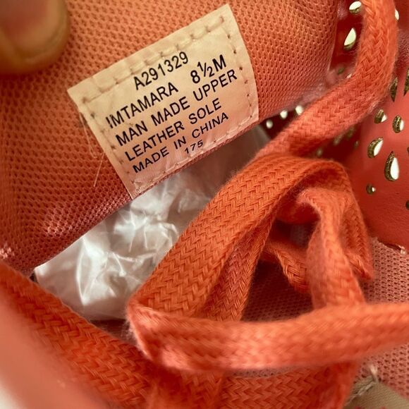 NIB Isaac Mizrahi Live Pink Perforated Tamara Sneakers Sizes 6, 8.5, and 9M - Picture 10 of 11